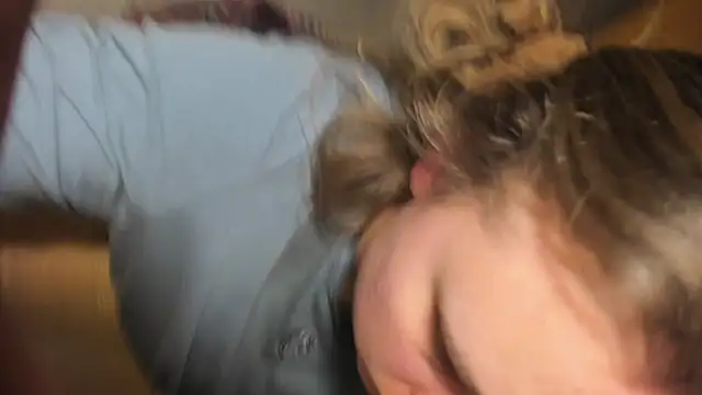 Snapshot of FrumCake chatting on 01-23-25, 12:35 FrumCake online show from 01-23-25, 12:35