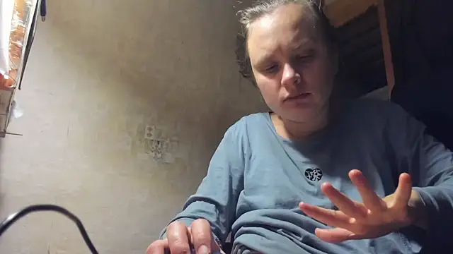 Snapshot of FrumCake chatting on 02-17-25, 02:42 FrumCake online show from 02-17-25, 02:42