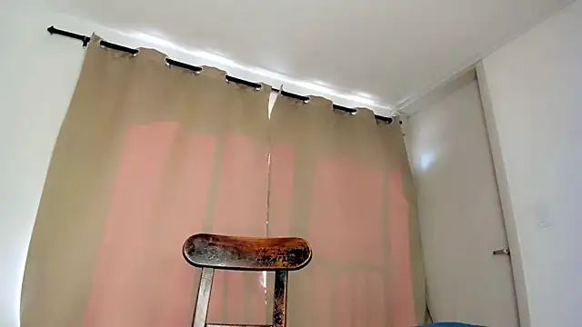 Snapshot of Genesis_Sandoval chatting on 01-18-26, 02:42 Genesis Sandoval online show from 01-18-26, 02:42