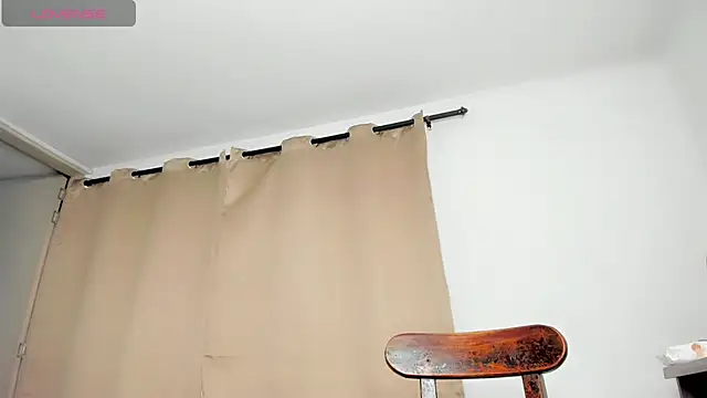 Genesis Sandoval online show from 03-06-26, 10:16