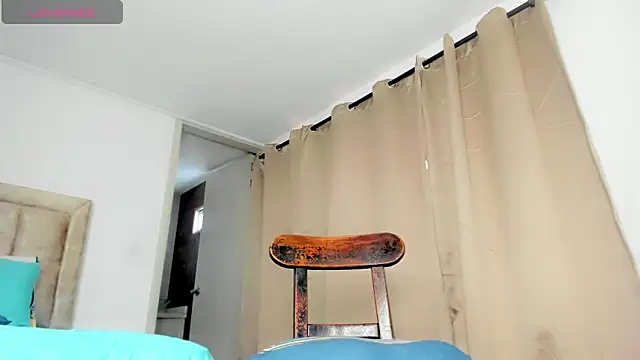 Genesis Sandoval online show from 03-26-26, 09:02