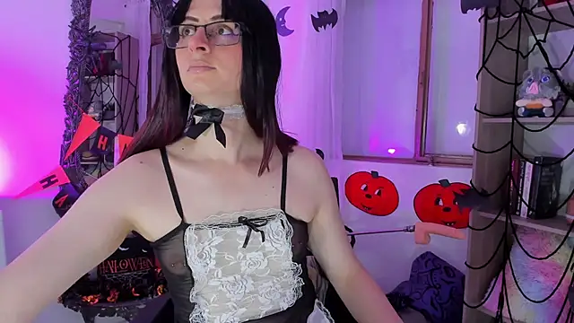 KimberlyJohnsoon online show from 10-31-25, 03:30