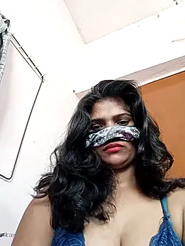 Snapshot of Shreya-Shetty09 chatting on 10-17-25, 04:38 Shreya-Shetty09 online show from 10-17-25, 04:38