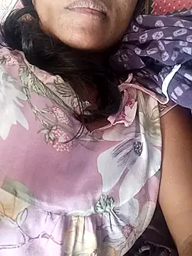 Snapshot of Shreya-Shetty09 chatting on 02-26-25, 07:02 Shreya-Shetty09 online show from 02-26-25, 07:02