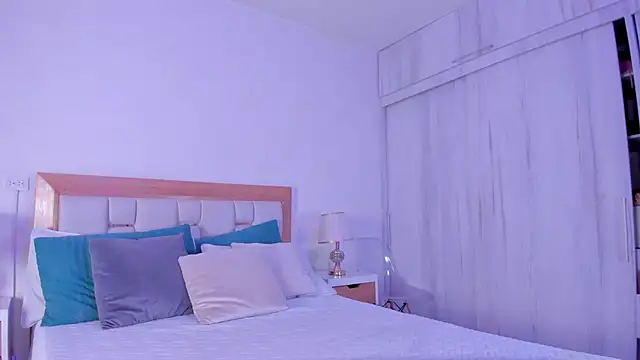 mia hank online show from 01-06-26, 11:47