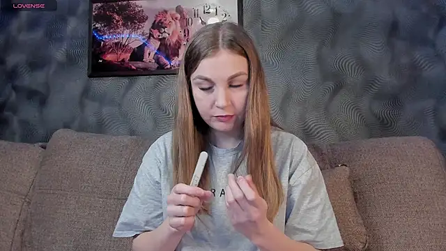 CassieMils online show from 02-12-25, 08:16