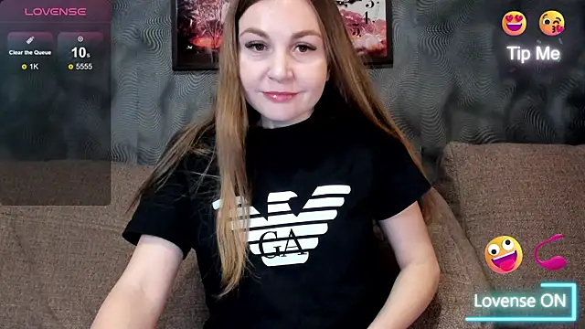 CassieMils online show from 01-10-26, 02:12