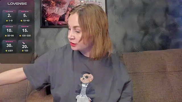 Snapshot of CassieMils chatting on 04-30-26, 06:31 CassieMils online show from 04-30-26, 06:31