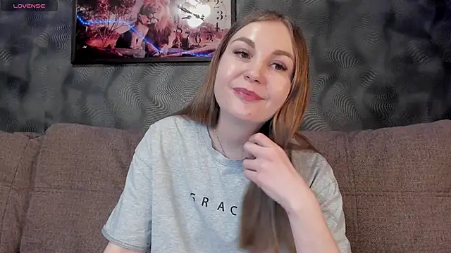 CassieMils online show from 02-17-25, 05:55