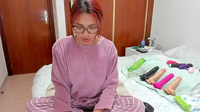 Honney sugar19 online show from 04-06-26, 10:49