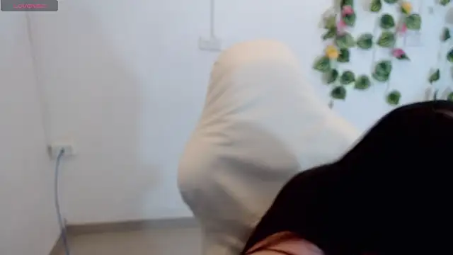 tania sweet   online show from 02-26-26, 06:30