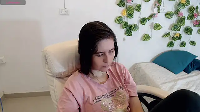 tania sweet   online show from 09-20-25, 03:50