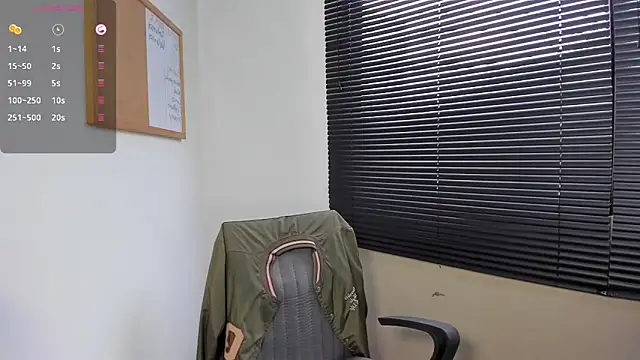 DaviidEvans  online show from 12-11-24, 01:06