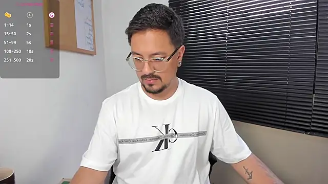 DaviidEvans  online show from 12-30-24, 08:47