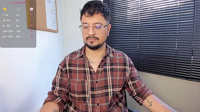DaviidEvans  online show from 12-12-24, 02:11