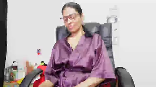Snapshot of Aries_Mature chatting on 06-22-26, 12:27 Aries Mature online show from 06-22-26, 12:27