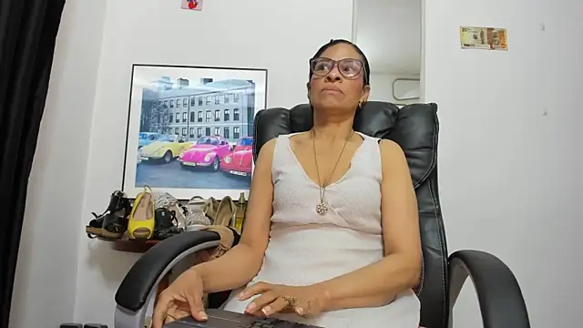 Snapshot of Aries_Mature chatting on 02-05-26, 02:13 Aries Mature online show from 02-05-26, 02:13