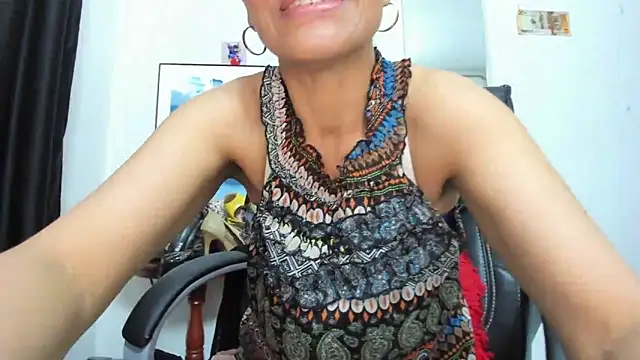 Aries Mature online show from 03-25-26, 02:49