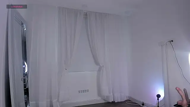 Snapshot of GoddessLinda04 chatting on 06-29-26, 10:31 GoddessLinda04 online show from 06-29-26, 10:31