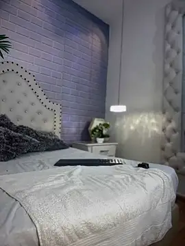 Tayra Siny online show from 03-15-25, 06:32