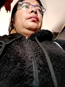 Snapshot of __valentina18 chatting on 02-20-25, 04:14   valentina18 online show from 02-20-25, 04:14