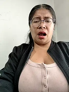   valentina18 online show from 10-29-25, 01:10