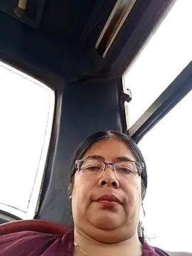 Snapshot of __valentina18 chatting on 01-31-25, 01:02   valentina18 online show from 01-31-25, 01:02