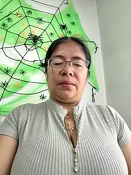 Snapshot of __valentina18 chatting on 10-07-25, 01:01   valentina18 online show from 10-07-25, 01:01