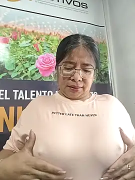   valentina18 online show from 05-09-26, 12:30