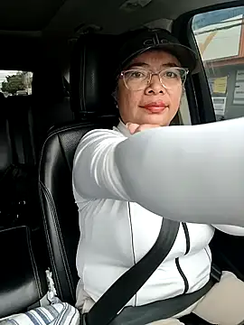   valentina18 online show from 05-10-26, 12:09