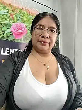   valentina18 online show from 05-13-26, 01:07