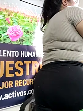   valentina18 online show from 04-25-26, 08:28