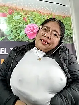   valentina18 online show from 05-06-26, 12:31
