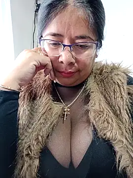 Snapshot of __valentina18 chatting on 03-02-25, 01:09   valentina18 online show from 03-02-25, 01:09