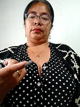 Snapshot of __valentina18 chatting on 03-04-25, 08:38   valentina18 online show from 03-04-25, 08:38