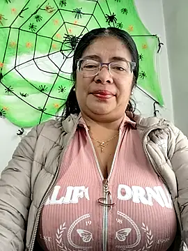 Snapshot of __valentina18 chatting on 10-08-25, 01:12   valentina18 online show from 10-08-25, 01:12