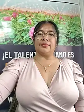   valentina18 online show from 04-23-26, 07:37