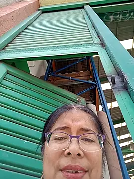 Snapshot of __valentina18 chatting on 03-04-25, 04:20   valentina18 online show from 03-04-25, 04:20