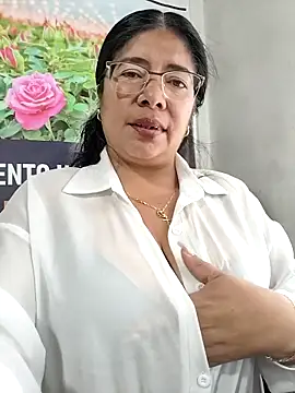   valentina18 online show from 03-25-26, 01:10