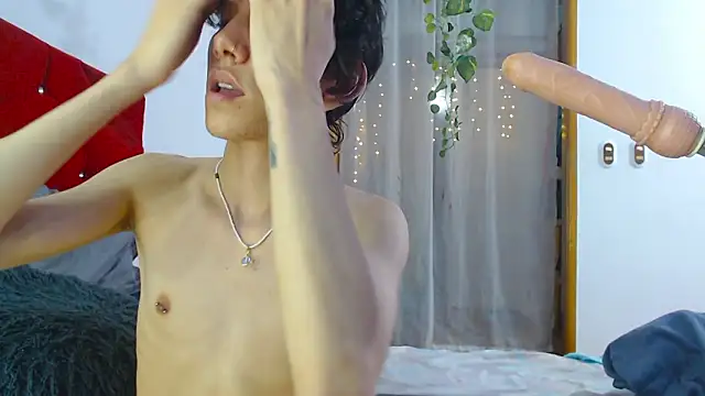 LAICK 01 online show from 03-18-26, 03:53