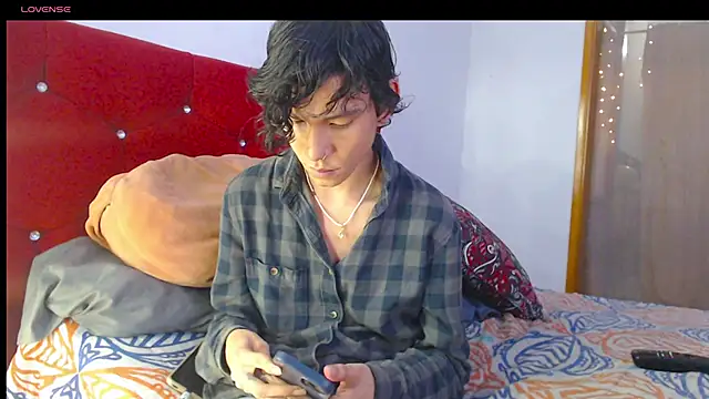 Snapshot of LAICK_01 chatting on 04-23-26, 03:13 LAICK 01 online show from 04-23-26, 03:13