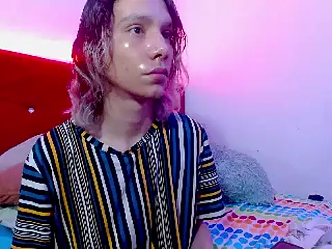 Snapshot of LAICK_01 chatting on 12-26-24, 04:10 LAICK 01 online show from 12-26-24, 04:10