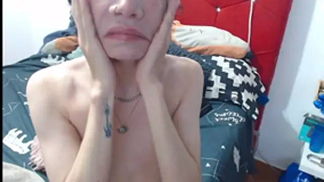 Snapshot of LAICK_01 chatting on 10-27-25, 10:33 LAICK 01 online show from 10-27-25, 10:33