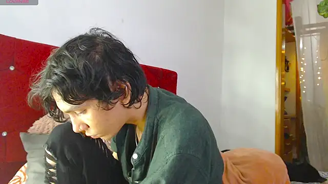 LAICK 01 online show from 04-18-26, 05:43