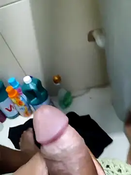 Snapshot of Arthu2r chatting on 01-16-26, 09:08 Arthu2r online show from 01-16-26, 09:08