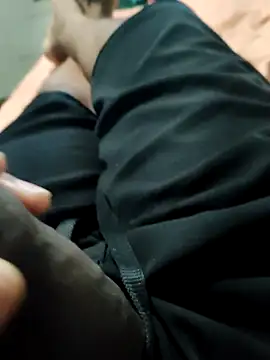 Snapshot of Arthu2r chatting on 12-20-25, 08:55 Arthu2r online show from 12-20-25, 08:55