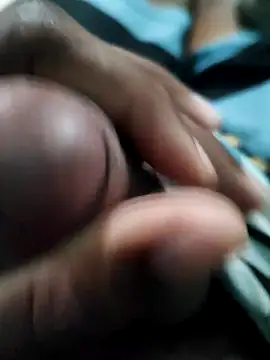 Snapshot of Arthu2r chatting on 11-08-25, 01:47 Arthu2r online show from 11-08-25, 01:47