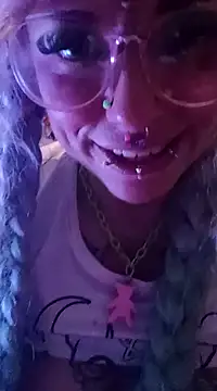 BABYUNICORN online show from 01-11-25, 12:33