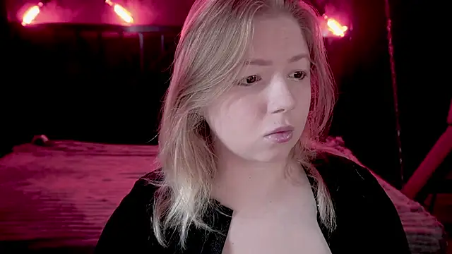 Tinker Belll online show from 10-19-25, 07:16