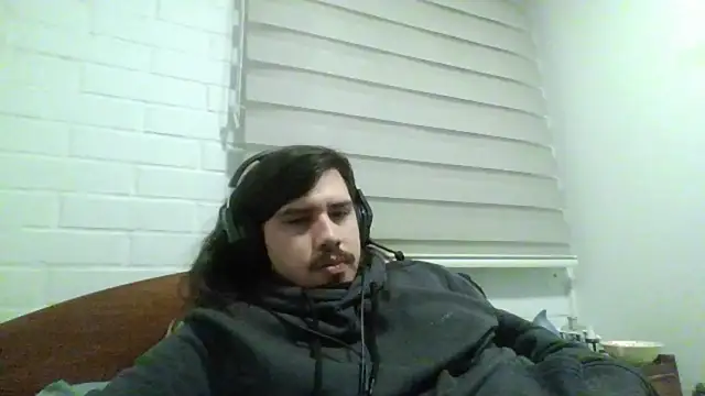 hung weeb online show from 04-23-26, 01:45